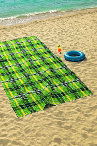Полотенце банно-пляжное вафельное "Яркая клетка"