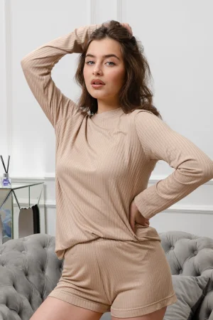 Костюм двойка женский №18075 вискоза (р-ры: 42-52) бежевый
