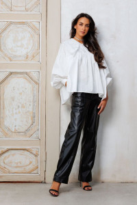 Брюки женские №272-1BLK искусственная кожа (последний размер) черный 50