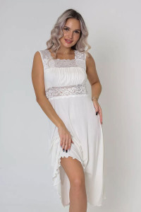 Сорочка женская длинная "Риана" вискоза с кружевом (последний размер) белый 48,60