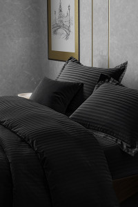 Постельное белье страйп-сатин на резинке "Черный"