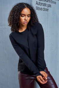 Лонгслив женский №057523 "База" кулирка пенье компакт (р-ры: 46-64) черный