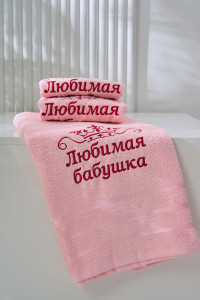 Полотенце махровое с вышивкой №14418/12 "Любимая бабушка" светло-розовый
