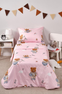Детское постельное белье полиэстер "Мишка путешественник"