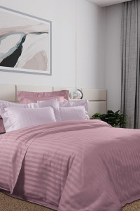 Постельное белье "Legends" страйп-сатин "Пыльная роза" в подарочной коробке (последний размер) Евро стандарт