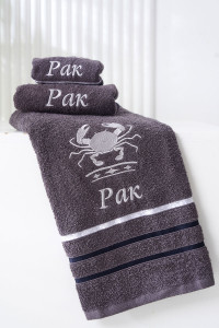 Полотенце махровое с вышивкой "Знаки зодиака" 14418/10 графит Рак