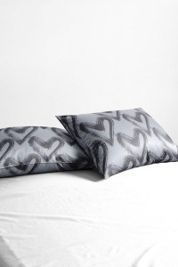 Наволочки классические бязь "Dark love" осн. (2 шт.)