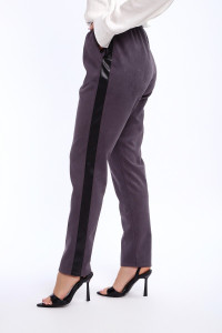 Брюки женские №32830 эко-замша (р-ры: 48-58) серый