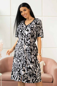 Халат женский 1683/7 кулирка (последний размер) черный-бежевый-белый 52