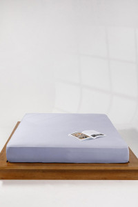 Простыня трикотажная на резинке фиолетовый