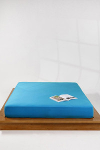 Простыня трикотажная на резинке морская волна