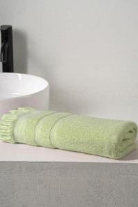 Полотенце махровое "Elegance" с бахромой светло-зеленый