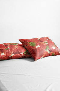 Наволочки классические бязь "Ягода моя" осн. (2 шт.)