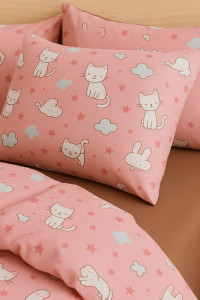 Наволочки классические полиэстер "Кошачьи объятия" (2 шт.)