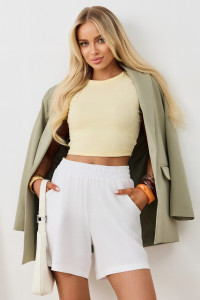 Шорты женские "Аманти-2" лён вискоза (р-ры: 42-52) белый