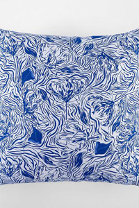 Подушка декоративная рогожка "Lily Electro"