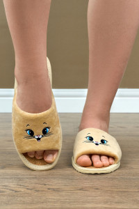 Тапки женские "Lepilov" арт. 130п велюр + пробка (р-ры: 36-42) беж. вел. кот. мульт.