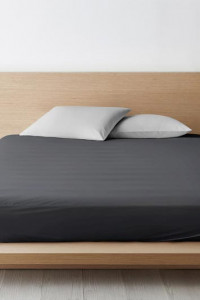 Простыня на резинке поплин графит 