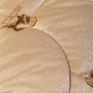 Одеяло "Стандарт" тик ПЭ с серебристым напылением "Овечья шерсть" (последний размер) 140х205