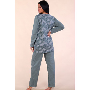 Пижама женская М42 футер (последний размер) бабочки на зеленом с темными рукавами 50