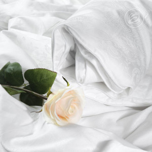 Одеяло шелковое в сатине "Silk Premium"