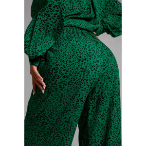 Костюм двойка женский "Рошель" штапель (последний размер) леопард зеленый 50-52,54-56 Костюм двойка женский "Рошель" штапель (последний размер) леопард зеленый 50-52,54-56