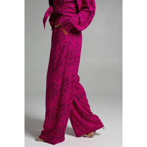 Костюм двойка женский "Рошель" штапель (последний размер) леопард фуксия 46-48,50-52,54-56 Костюм двойка женский "Рошель" штапель (последний размер) леопард фуксия 46-48,50-52,54-56