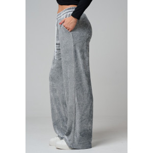 Брюки женские №67190 велюр (р-ры: 44-56) серый Брюки женские №67190 велюр (р-ры: 44-56) серый