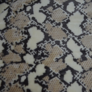 Костюм двойка женский КВФ-304 велсофт (последний размер) питон 54 Костюм двойка женский КВФ-304 велсофт (последний размер) питон 54