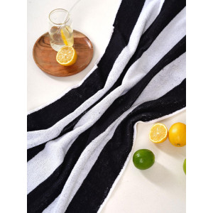 Набор махровых полотенец Urban Family "Полоски черные" 2 шт. Набор махровых полотенец Urban Family "Полоски черные" 2 шт.