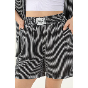 Костюм двойка женский "Тропический рай-1" штапель (последний размер) черный 50,52 Костюм двойка женский "Тропический рай-1" штапель (последний размер) черный 50,52