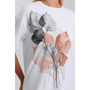 Футболка женская "Июль-2" кулирка с лайкрой (последний размер) белый 50,52 Футболка женская "Июль-2" кулирка с лайкрой (последний размер) белый 50,52