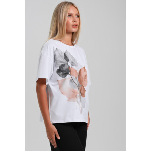 Футболка женская "Июль-2" кулирка с лайкрой (последний размер) белый 50,52 Футболка женская "Июль-2" кулирка с лайкрой (последний размер) белый 50,52