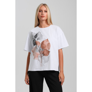 Футболка женская "Июль-2" кулирка с лайкрой (последний размер) белый 50,52 Футболка женская "Июль-2" кулирка с лайкрой (последний размер) белый 50,52