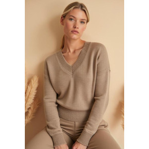 Джемпер женский "Моника" вязаное полотно (р-ры: 44-62) коричневый Джемпер женский "Моника" вязаное полотно (р-ры: 44-62) коричневый