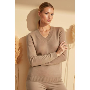 Джемпер женский "Моника" вязаное полотно (р-ры: 44-62) коричневый Джемпер женский "Моника" вязаное полотно (р-ры: 44-62) коричневый