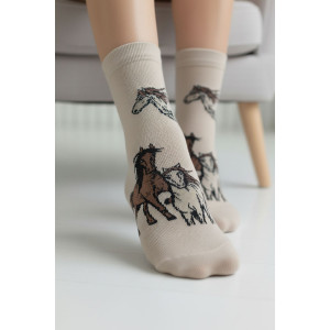Носки женские "Лошадки" - 3 пары в подарочной коробке Носки женские "Лошадки" - 3 пары в подарочной коробке