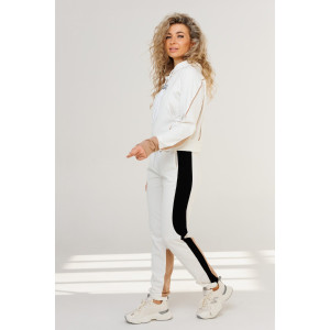 Костюм двойка женский №44001 трикотаж спортивный (р-ры: 44-54) белый Костюм двойка женский №44001 трикотаж спортивный (р-ры: 44-54) белый