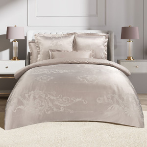 Постельное белье жаккард "Фреско" в подарочном чемодане (последний размер) Семейн Постельное белье жаккард "Фреско" в подарочном чемодане (последний размер) Семейн