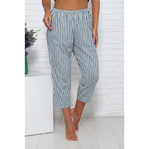 Бриджи женские 00901 кулирка (последний размер) зеленый 58 Бриджи женские 00901 кулирка (последний размер) зеленый 58