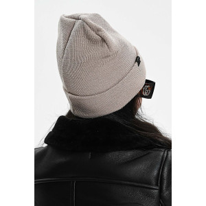 Шапка женская теплая в рубчик вязаный трикотаж 057175 бежевый Шапка женская теплая в рубчик вязаный трикотаж 057175 бежевый