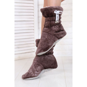 Сапожки домашние с бомбошками С-152 велсофт (последний размер) кофе 41-42 Сапожки домашние с бомбошками С-152 велсофт (последний размер) кофе 41-42