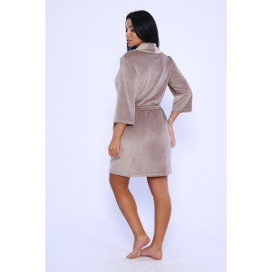 Халат женский №71094 велюр (последний размер) бежевый 52,54