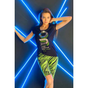 Футболка женская №8077 вискоза (последний размер) черный+салатовый 50