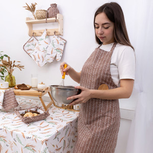 Фартук кухонный "Радушная хозяйка" с карманом и регулируемой бретелью рогожка "Ёлочка" коричневый (последний размер) 70х90