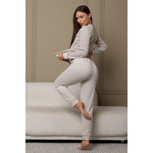 Костюм двойка женский 734 махра (р-ры: 46-58) бежевый-коричневый Костюм двойка женский 734 махра (р-ры: 46-58) бежевый-коричневый