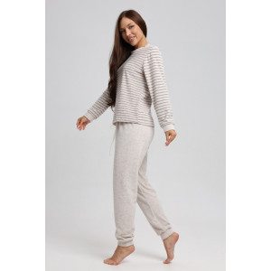 Костюм двойка женский 715 махра (р-ры: 46-58) бежевый-коричневый Костюм двойка женский 715 махра (р-ры: 46-58) бежевый-коричневый