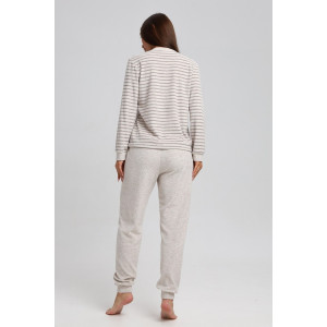 Костюм двойка женский 715 махра (р-ры: 46-58) бежевый-коричневый Костюм двойка женский 715 махра (р-ры: 46-58) бежевый-коричневый