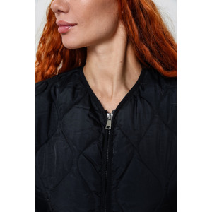 Куртка женская №28036 нейлон с полиэстером (последний размер) черный 48,52 Куртка женская №28036 нейлон с полиэстером (последний размер) черный 48,52