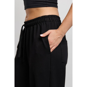 Брюки женские №36976 футер 2-х нитка (р-ры: 42-54) черный Брюки женские №36976 футер 2-х нитка (р-ры: 42-54) черный